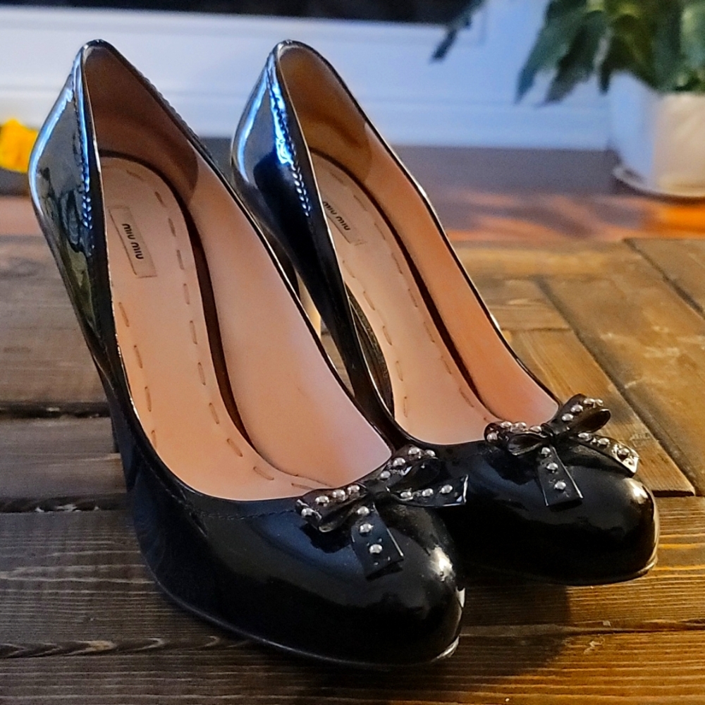 Miu Miu Black -Patten leather high heals